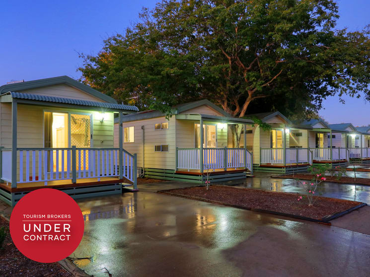 Click to view all images Emerald QLD 4720 - Image 1