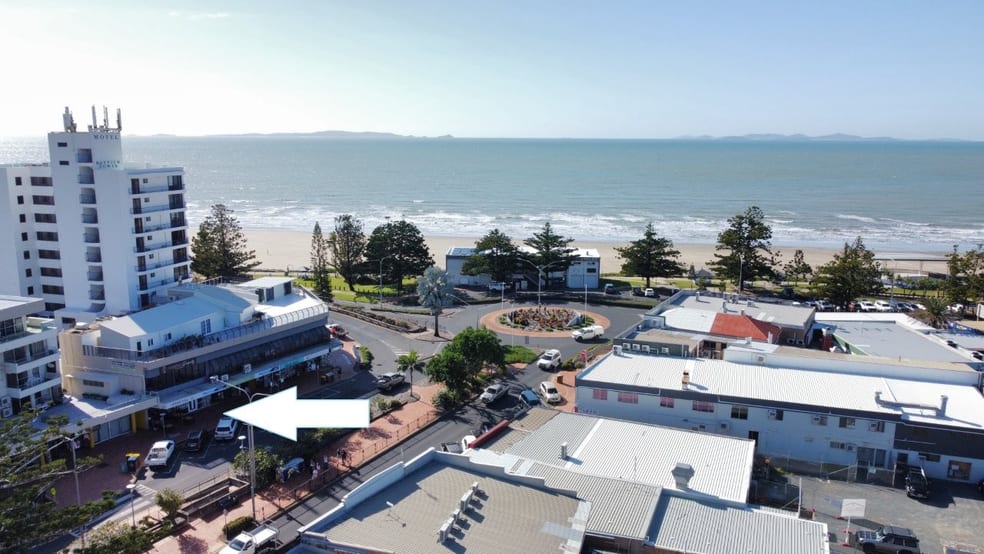 Click to view all images Shop 2/1-3 Normanby Street Yeppoon QLD 4703 - Image 2
