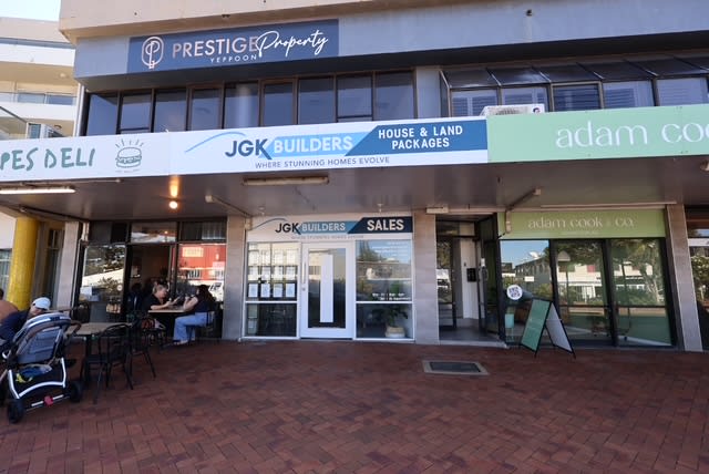 Click to view all images Shop 2/1-3 Normanby Street Yeppoon QLD 4703 - Image 3
