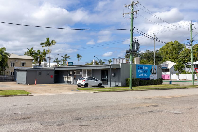 Click to view all images 1/147 Boundary Street Railway Estate QLD 4810 - Image 2