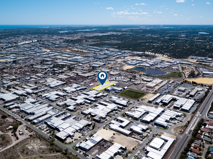 Click to view all images 55 Christable Way Landsdale WA 6065 - Image 2