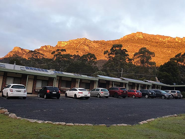 Click to view all images Halls Gap VIC 3381 - Image 3