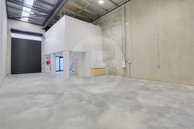 Click to view all images 7/9 HARE PLACE Rouse Hill NSW 2155 - Image 2