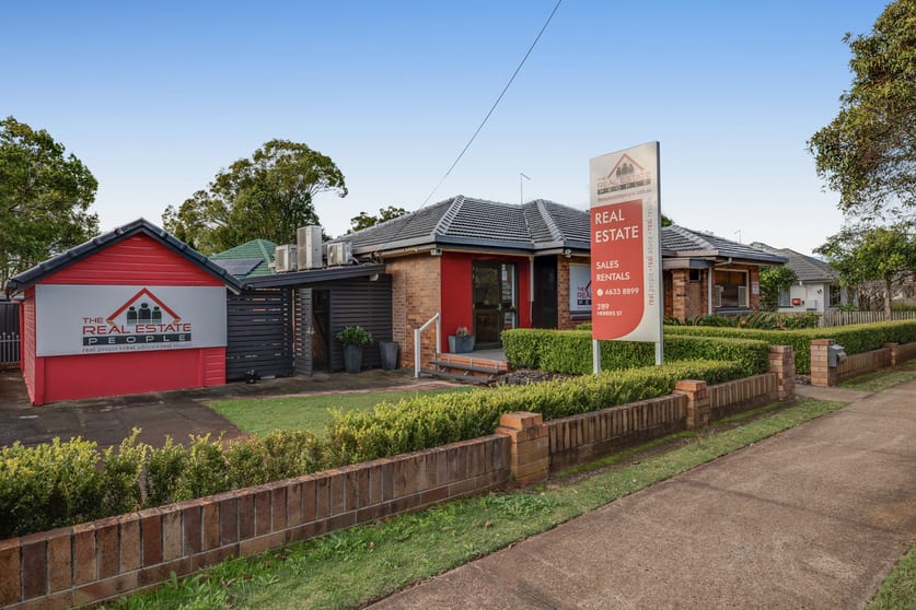 Click to view all images 289 Herries Street Toowoomba QLD 4350 - Image 1