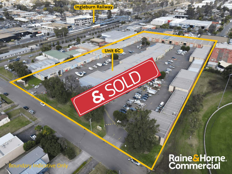 Click to view all images 6C/4 Louise Avenue Ingleburn NSW 2565 - Image 1