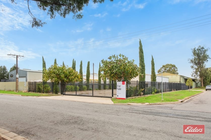 Click to view all images 23 North Terrace Wingfield SA 5013 - Image 3