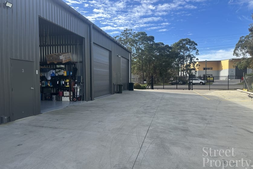 Click to view all images 4/14B Karoonda Close Rathmines NSW 2283 - Image 1