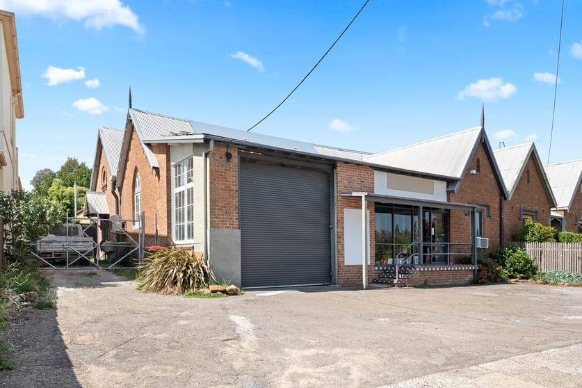 Click to view all images 2A Craig Street Goulburn NSW 2580 - Image 2