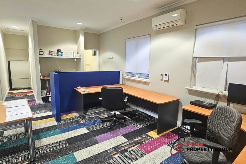 Click to view all images 1/196 Campbell Street Belmont WA 6104 - Image 3