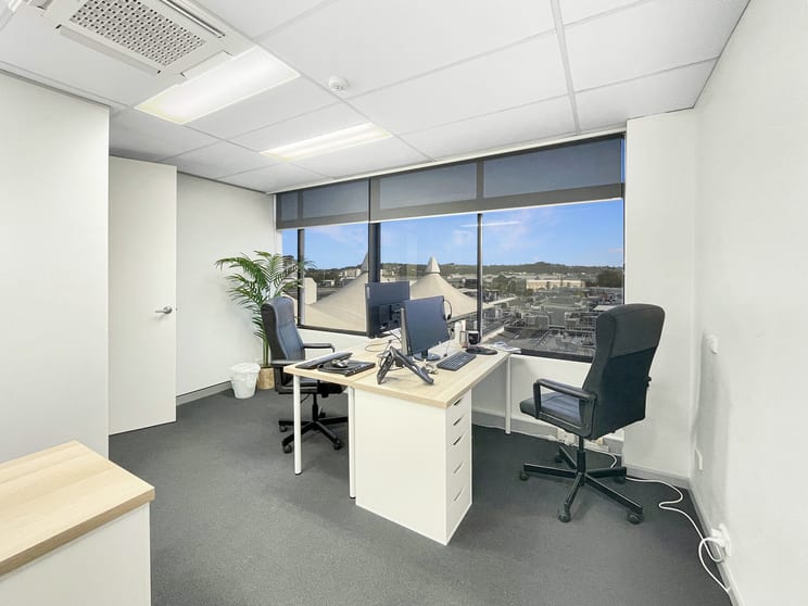 17/2-4 Ocean Street Maroochydore QLD 4558 - Image 3