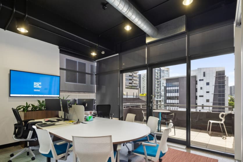Click to view all images 17-18/4 Kyabra Street Newstead QLD 4006 - Image 3