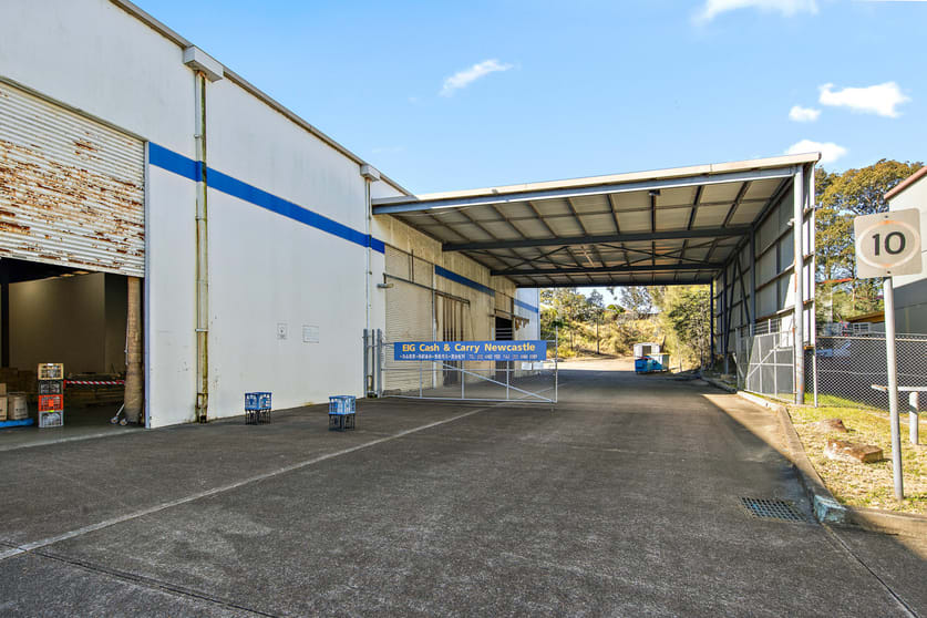 Click to view all images 11-13 Callistemon Close Warabrook NSW 2304 - Image 3