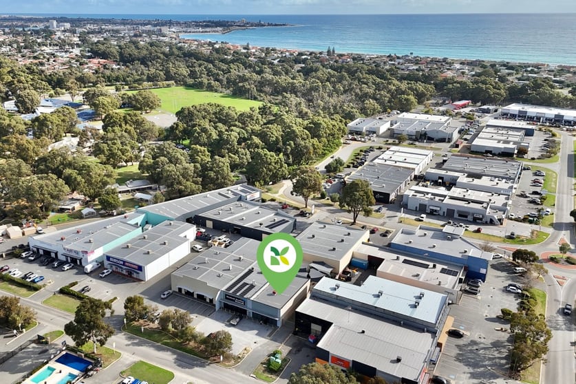 Click to view all images 2/50 Reserve Drive Mandurah WA 6210 - Image 1
