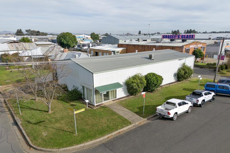 7 Barnes Street Tamworth NSW 2340 - Image 2