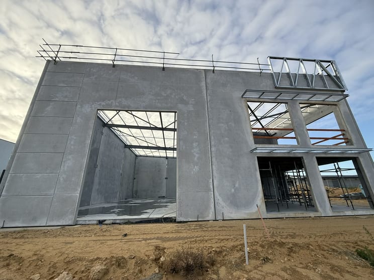 Click to view all images 7 Global Road Neerabup WA 6031 - Image 3