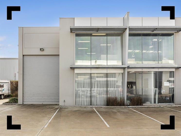 Click to view all images 1 Bonavita Court Chirnside Park VIC 3116 - Image 1