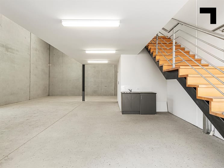 Click to view all images 1 Bonavita Court Chirnside Park VIC 3116 - Image 2