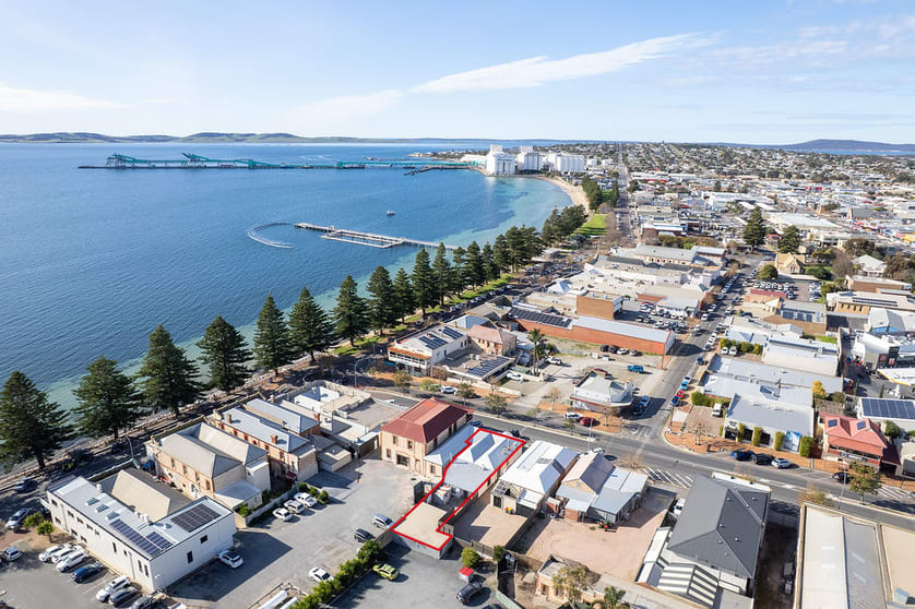 Click to view all images 16 Lewis Street Port Lincoln SA 5606 - Image 1