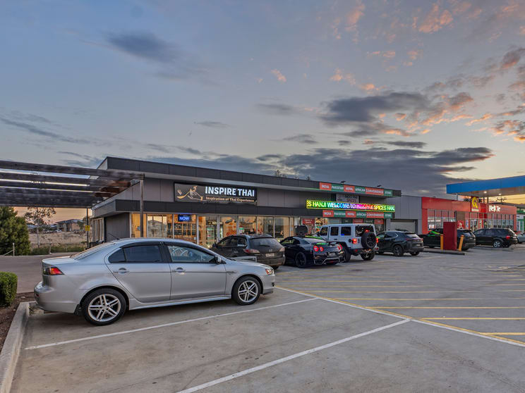 4/451 Leakes Road Truganina VIC 3029 - Image 2