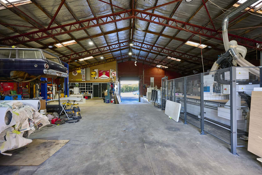 Click to view all images 4 Kevin Avenue Ferntree Gully VIC 3156 - Image 2