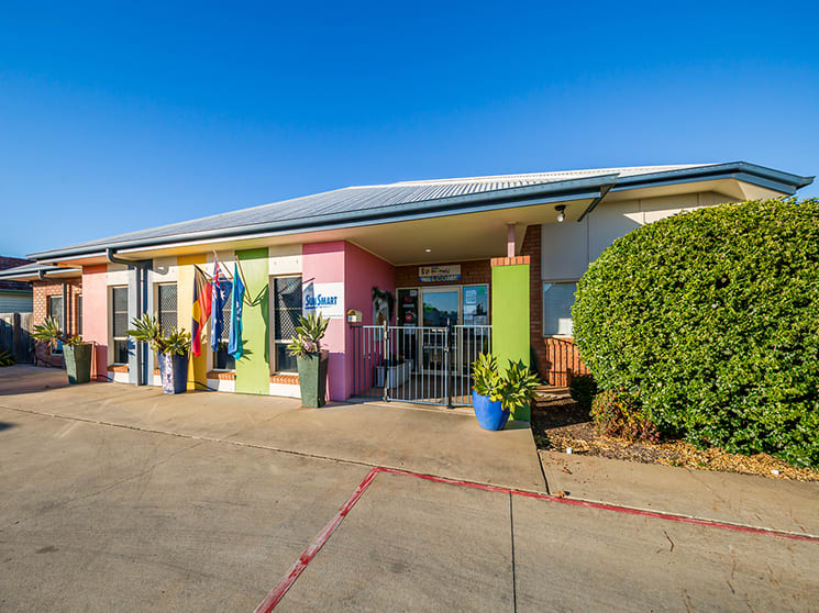 Click to view all images 215 Haly Street Kingaroy QLD 4610 - Image 2