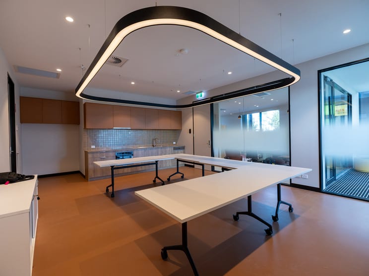 Click to view all images 5 Hollingsworth Drive Cobblebank VIC 3338 - Image 3