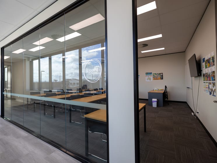 Click to view all images 1/7 Hollingsworth Drive Cobblebank VIC 3338 - Image 3