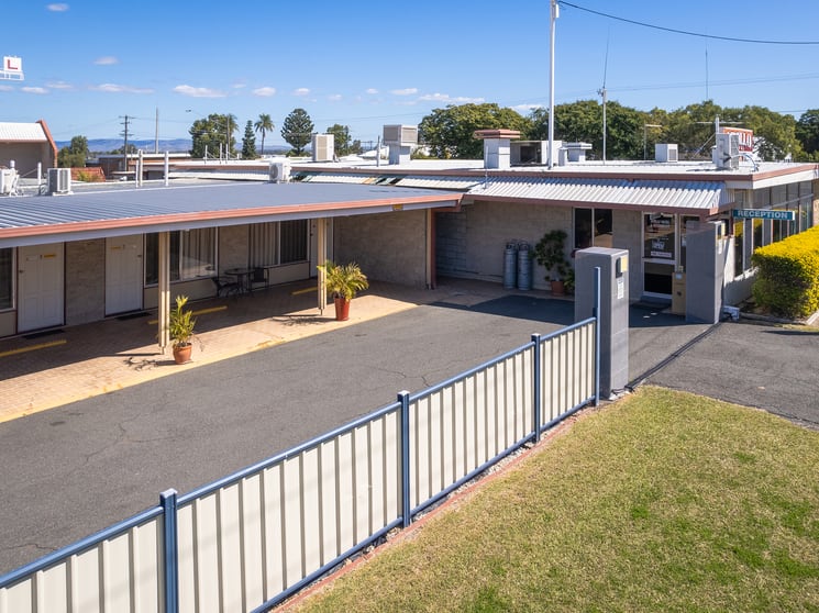 Click to view all images Biloela QLD 4715 - Image 3