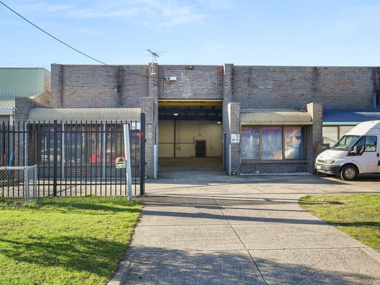 Click to view all images Unit 3/13-15 Egan Rd Dandenong VIC 3175 - Image 2
