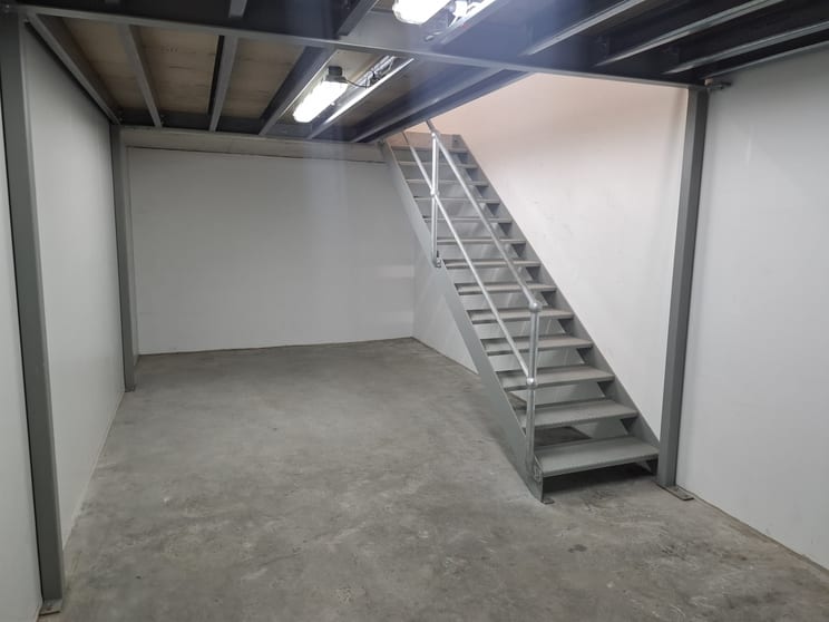 Click to view all images 11/4A Huntley Street Alexandria NSW 2015 - Image 1