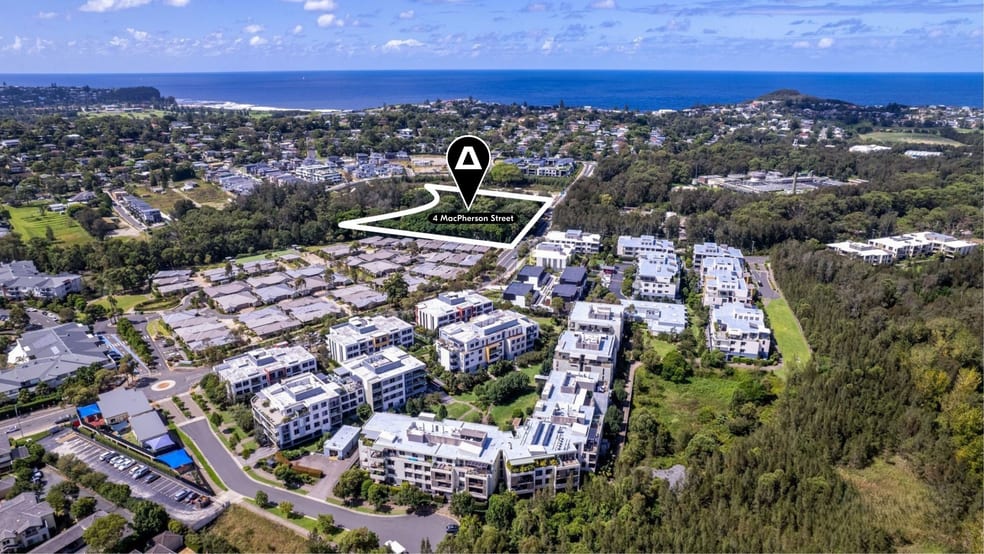 Click to view all images 4 MacPherson Street Warriewood NSW 2102 - Image 1