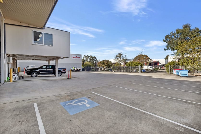 Click to view all images 5 Kelham Place Glendenning NSW 2761 - Image 3