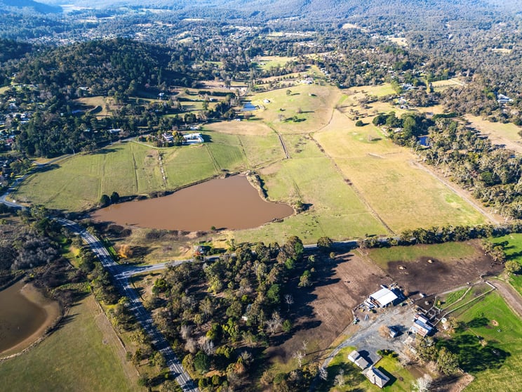 Click to view all images 16 Airlie Road & 15 Healesville Koo Wee Rup Road Healesville VIC 3777 - Image 2