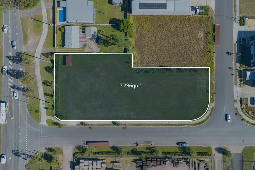 Click to view all images 1 Lenco Crescent Landsborough QLD 4550 - Image 2