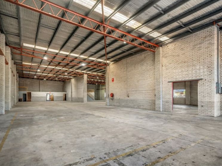 Click to view all images Girraween NSW 2145 - Image 3