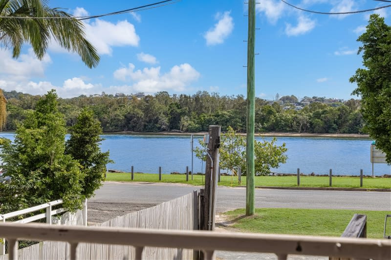 Click to view all images 118,120 Chinderah Bay Drive Chinderah NSW 2487 - Image 3