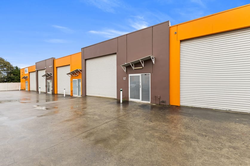Click to view all images 12/29-31 Eastern Road Traralgon East VIC 3844 - Image 2