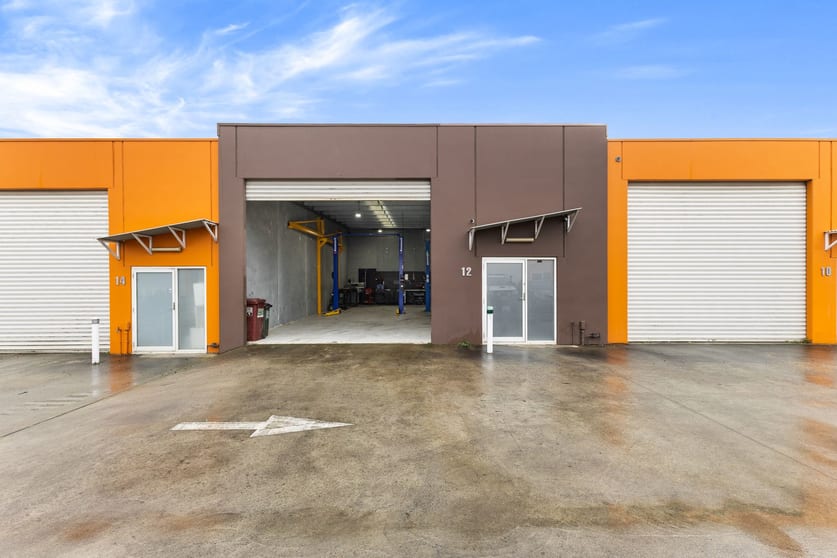 Click to view all images 12/29-31 Eastern Road Traralgon East VIC 3844 - Image 3