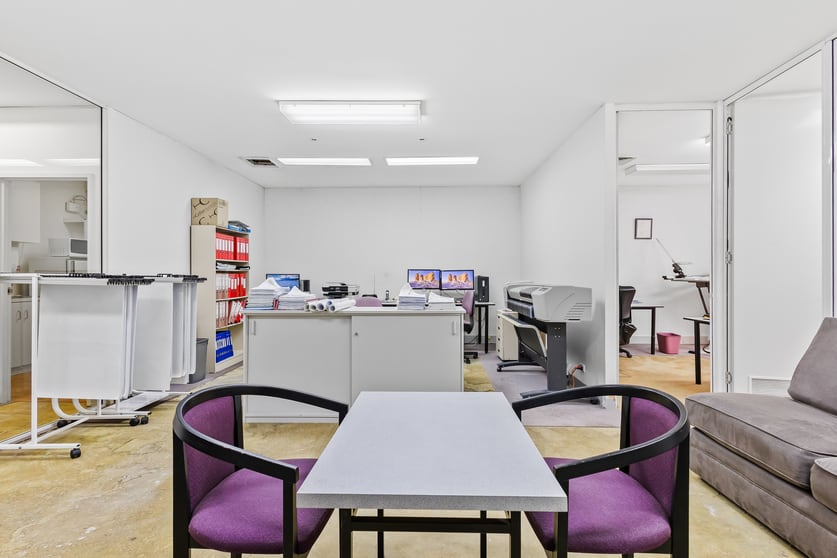 Click to view all images 8/300 Albany Highway Victoria Park WA 6100 - Image 3