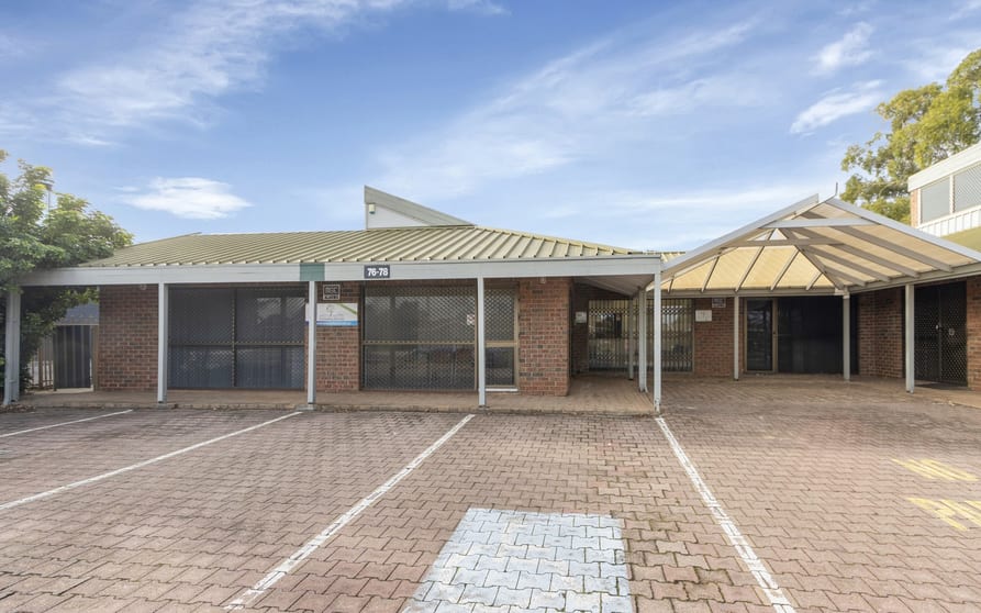 Click to view all images 2 & 3/76 Daphne Road Salisbury East SA 5109 - Image 1