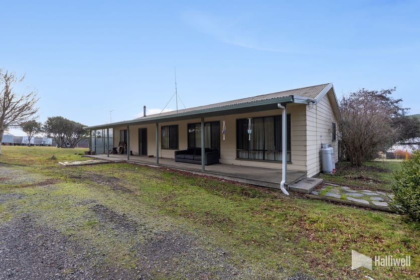 Click to view all images 46 Short Cut Road Lebrina TAS 7254 - Image 3