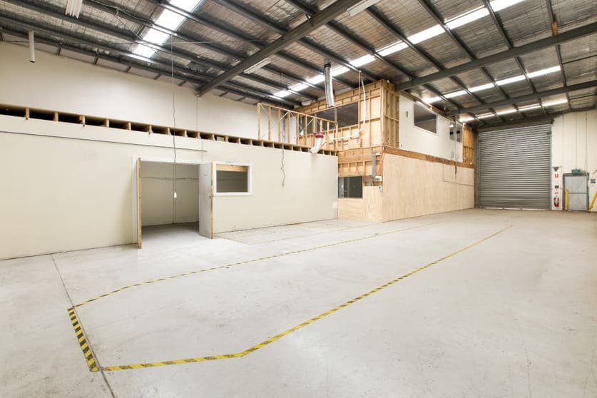 Click to view all images 17/5 Samantha Court Knoxfield VIC 3180 - Image 3