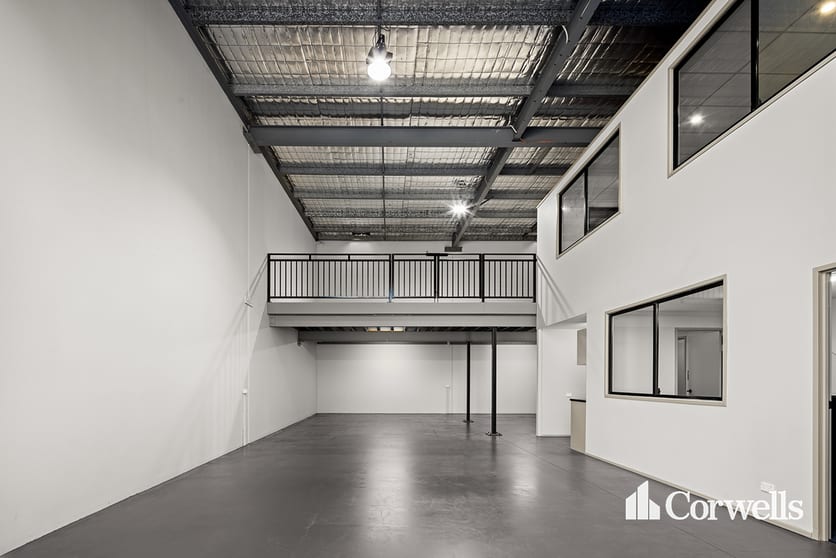 Click to view all images 27/30 Mudgeeraba Road Mudgeeraba QLD 4213 - Image 2