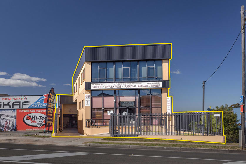 Click to view all images 69 Chapel Road South Bankstown NSW 2200 - Image 2