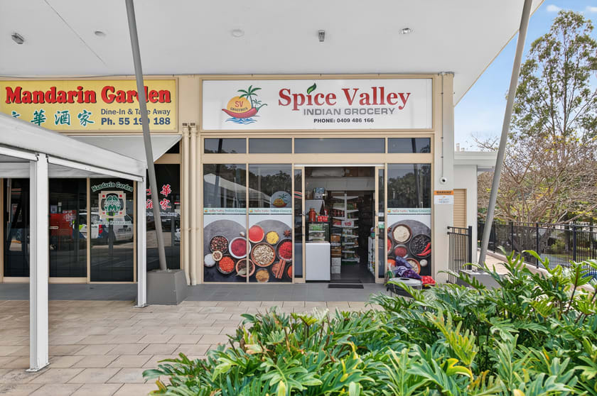 10/2 Universal Street Pacific Pines QLD 4211 - Image 3