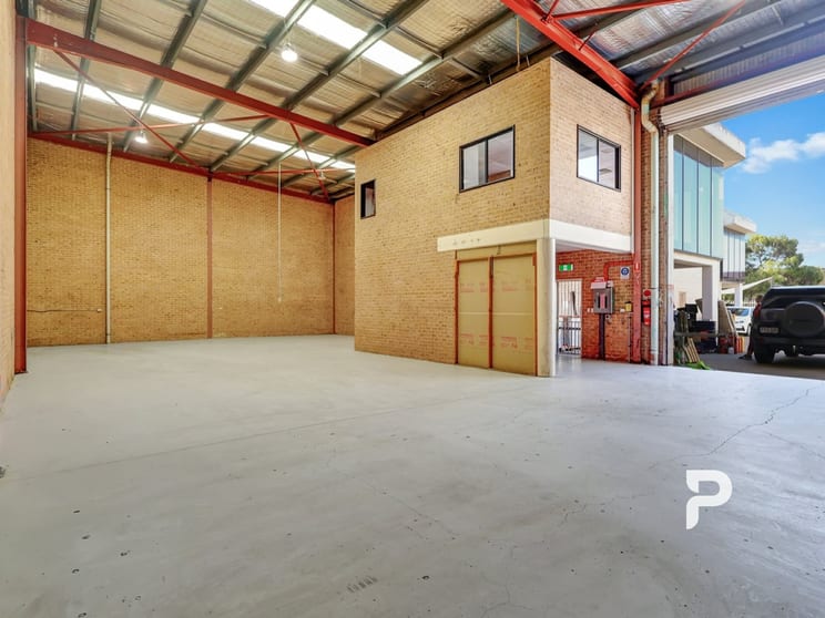 Click to view all images 2/10 Mitchell Road Moorebank NSW 2170 - Image 3