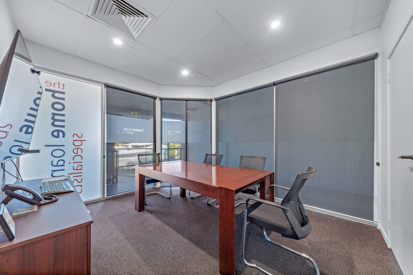 Click to view all images 9/121 Shute Harbour Road Cannonvale QLD 4802 - Image 3