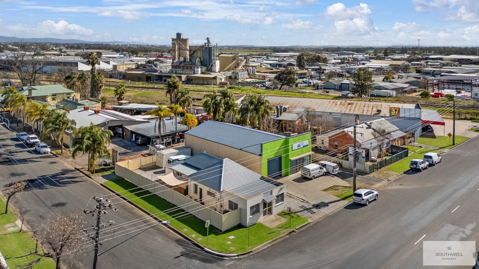 Click to view all images 47 Denison Street Tamworth NSW 2340 - Image 2