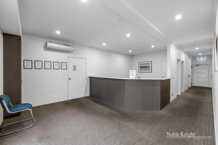 Click to view all images 8 & 9 Jasmin Close Yarra Glen VIC 3775 - Image 2
