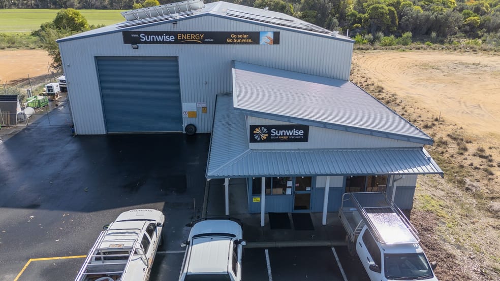 Click to view all images 19 Ilmenite Crescent Capel WA 6271 - Image 2